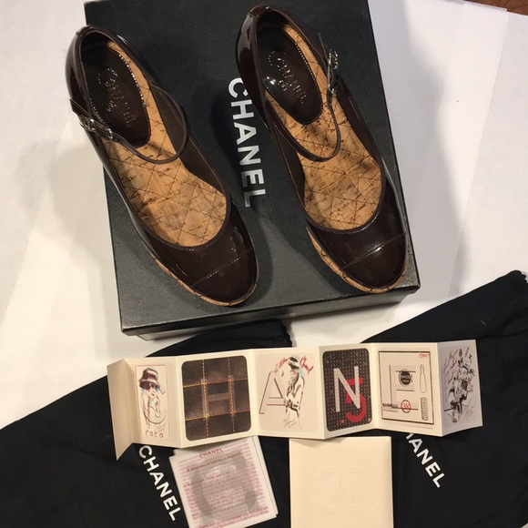 Chanel Quilt Wedge Patent Maryjane Pumps 37H - Picture 1 of 8